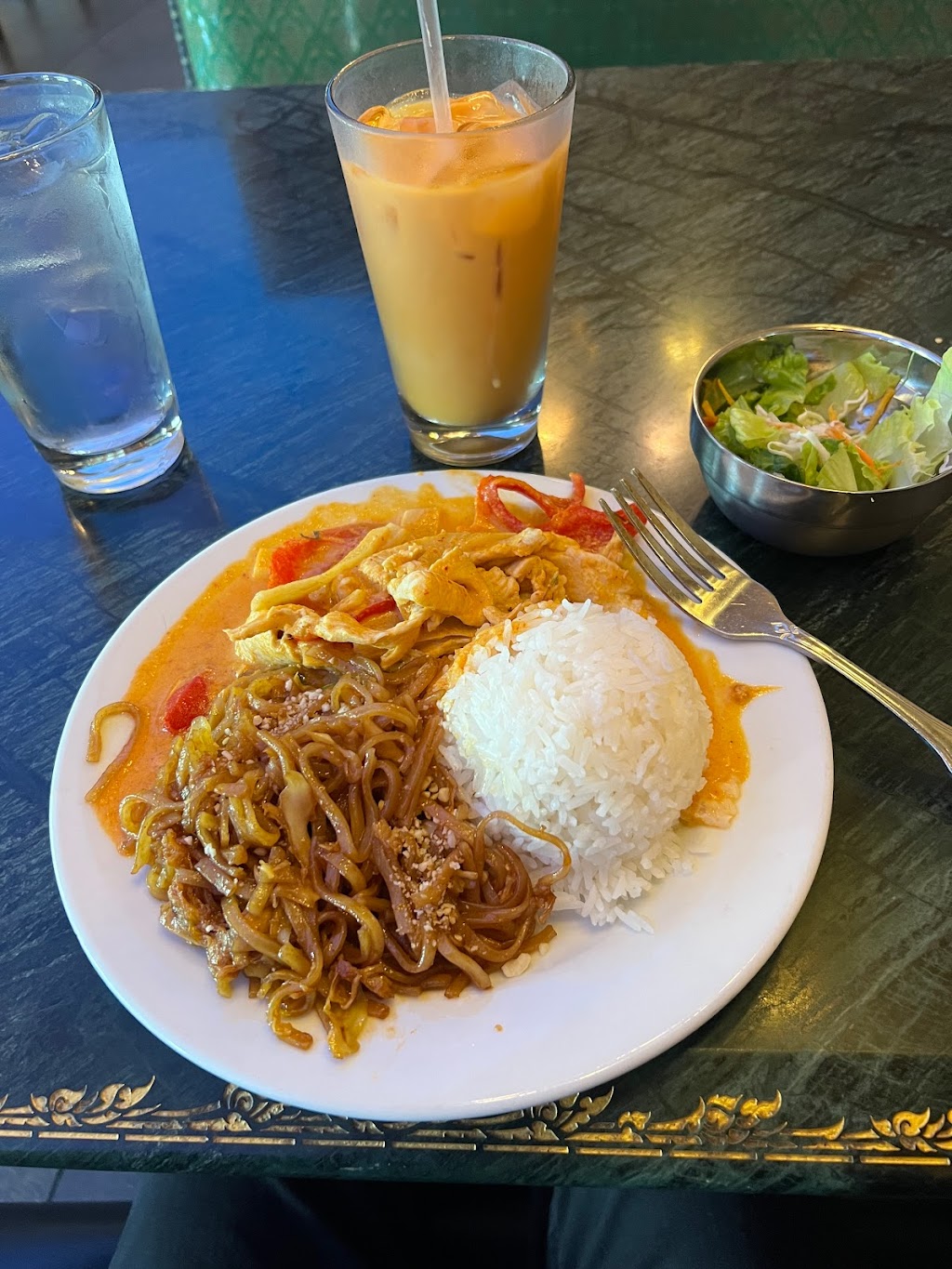 Thai Bamboo Restaurant | restaurant | 5406 N Division St, Spokane, WA 99207, USA | 5097778424 OR +1 509-777-8424