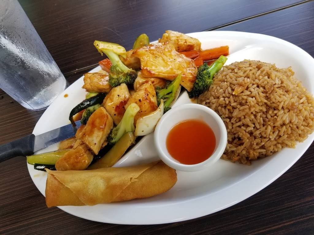 Blue Coast Asian Cuisine | restaurant | 8298 Champions Gate Blvd, Davenport, FL 33896, USA | 4074792023 OR +1 407-479-2023