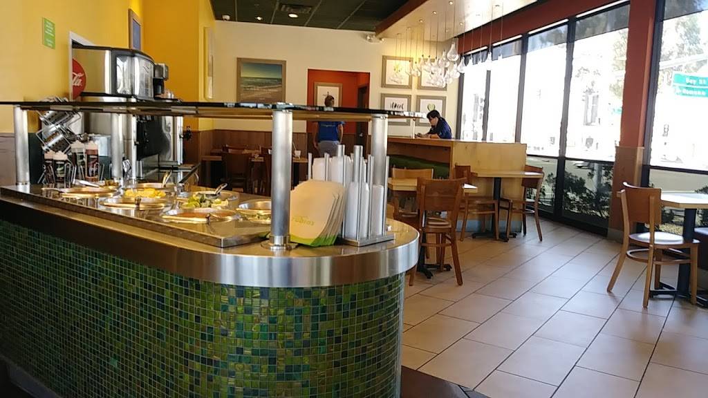 Rubios Coastal Grill | restaurant | 1664 Main St Suite A, Ramona, CA 92065, USA | 7607889004 OR +1 760-788-9004