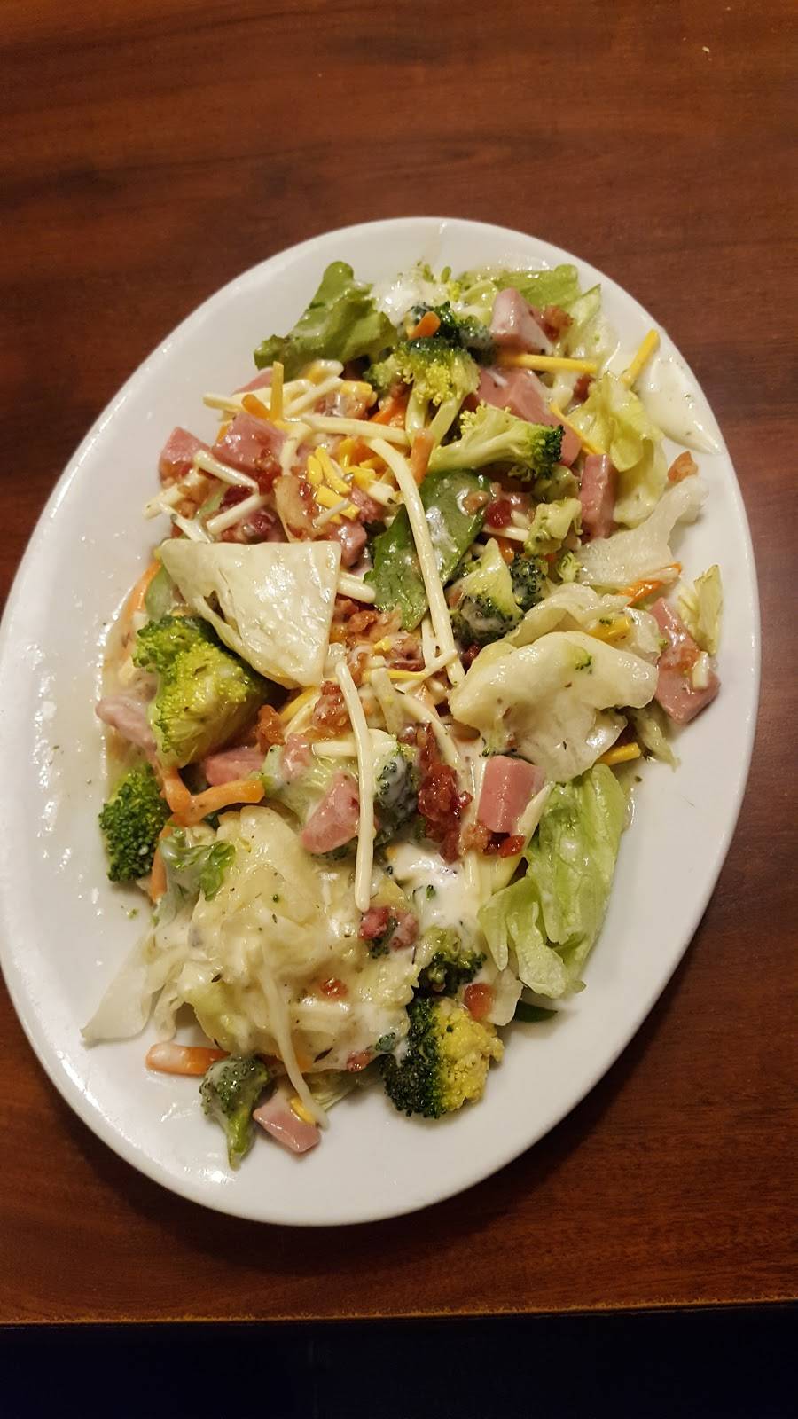 Ruby Tuesday | restaurant | 30901 Gratiot Ave, Roseville, MI 48066, USA | 5864159478 OR +1 586-415-9478