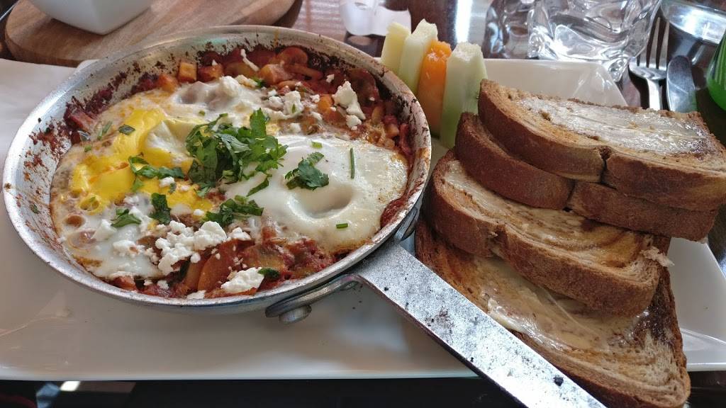 CHEFIES eatery | restaurant | 19415 Yonge St #5, Holland Landing, ON L9N 1L8, Canada | 9058362211 OR +1 905-836-2211