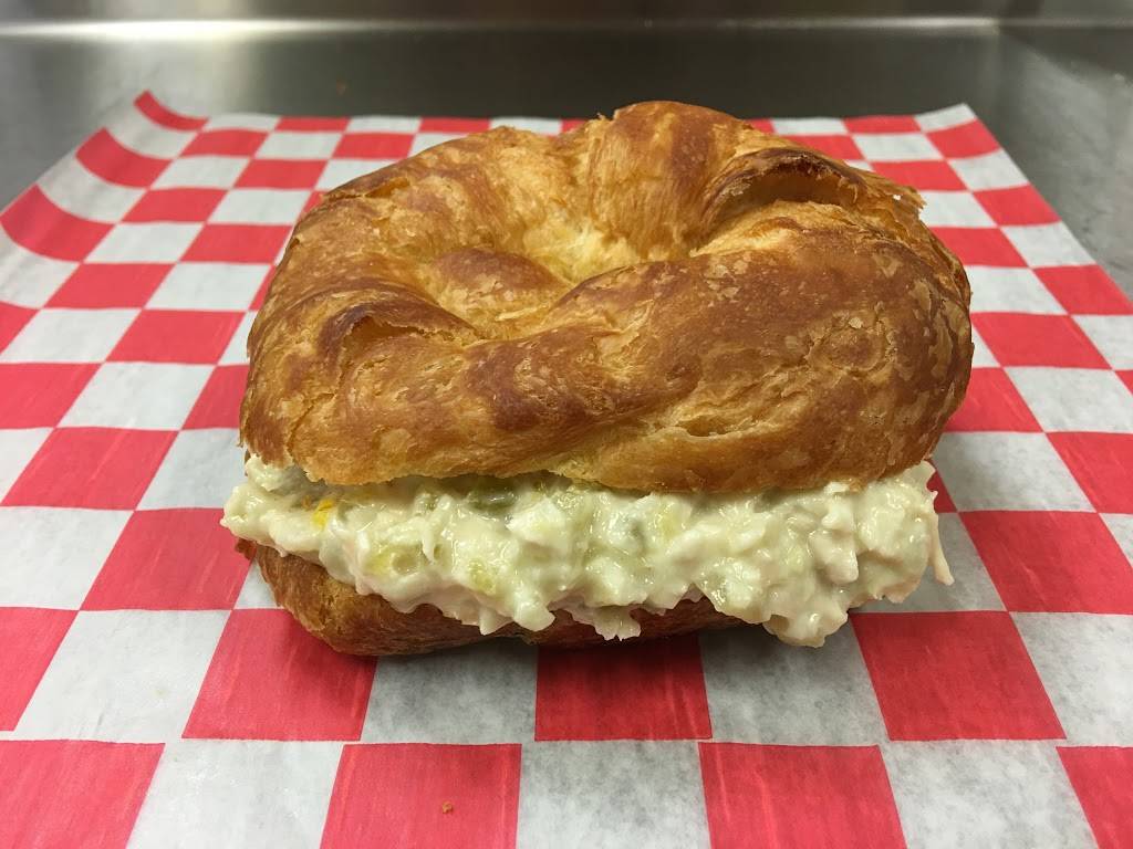 Horst Sub & Deli | meal takeaway | 5437 OH-7, New Waterford, OH 44445, USA | 3304577114 OR +1 330-457-7114