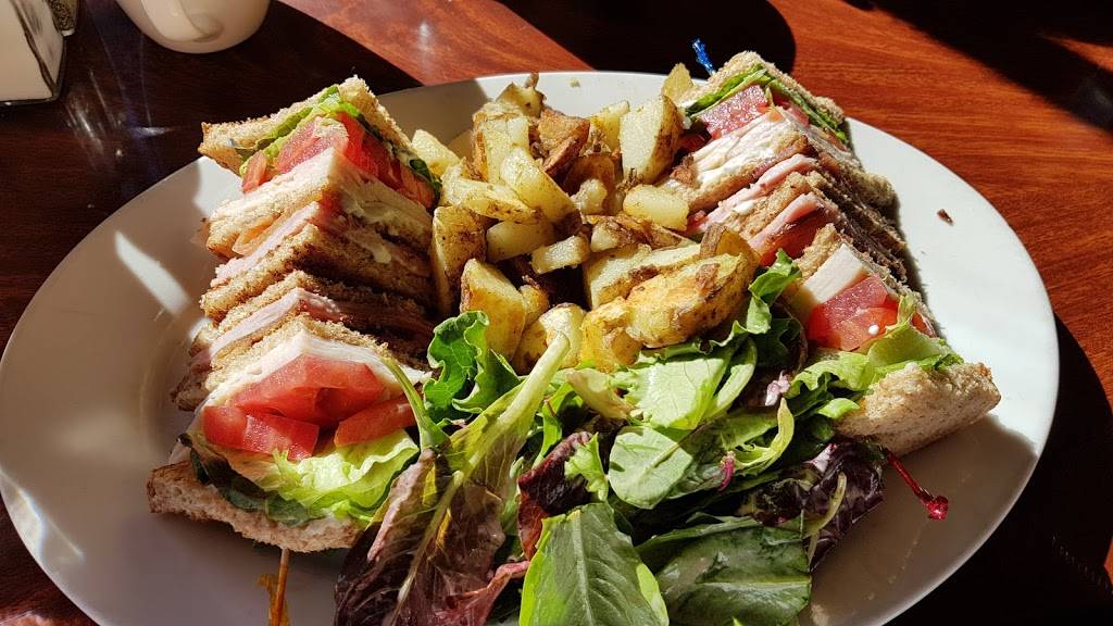 The Crepe House | restaurant | 1755 Polk St, San Francisco, CA 94109, USA | 4154412421 OR +1 415-441-2421