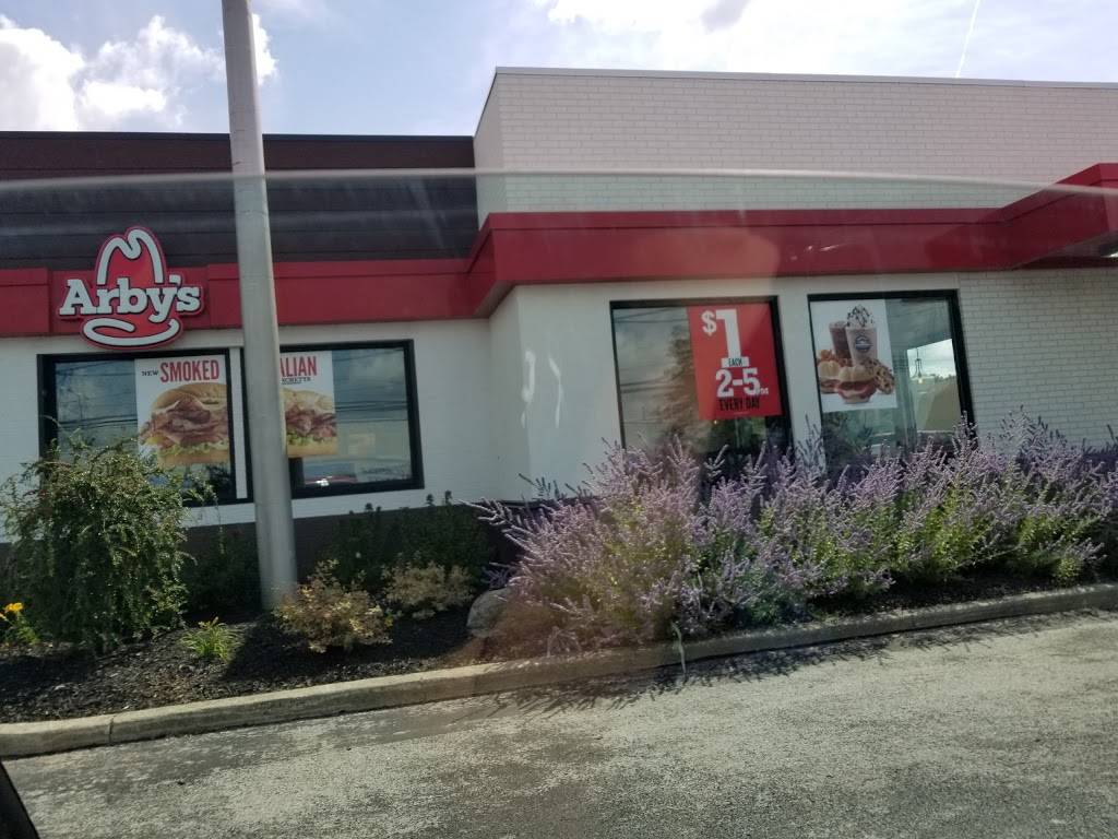 Arbys | restaurant | 1058 N Shoop Ave, Wauseon, OH 43567, USA | 4193372729 OR +1 419-337-2729