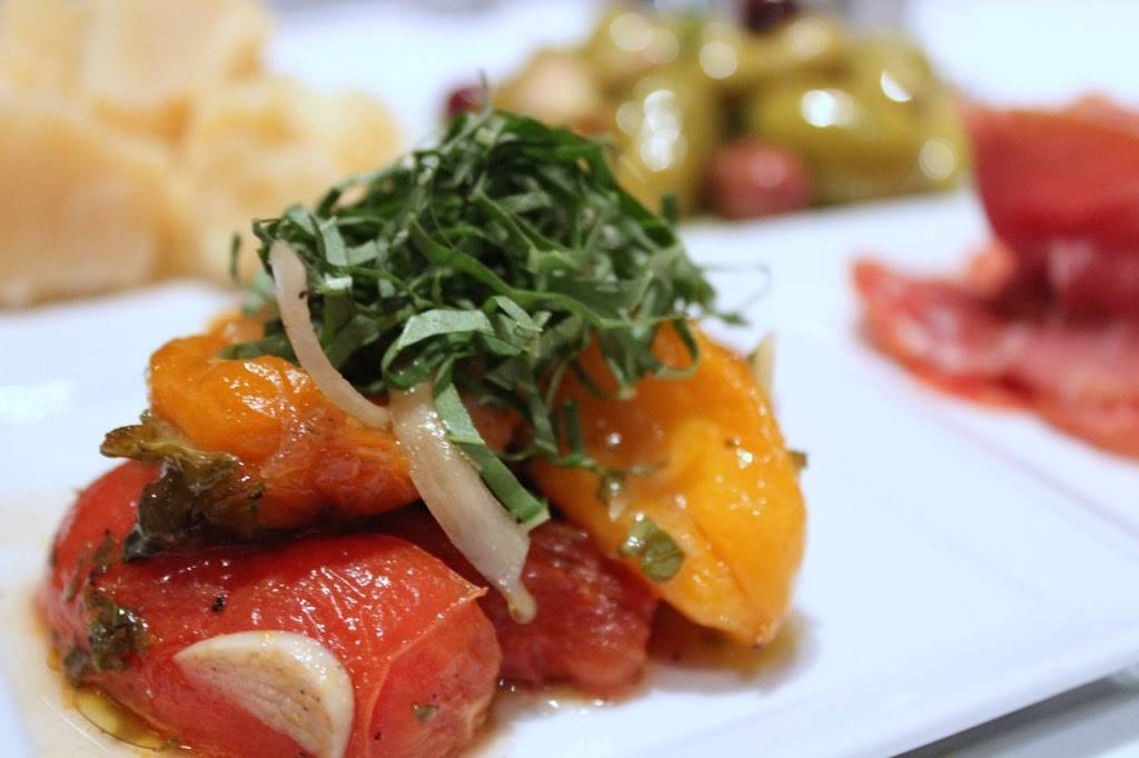 Red, The Steakhouse | restaurant | 3355 Richmond Rd, Beachwood, OH 44122, USA | 2168312252 OR +1 216-831-2252