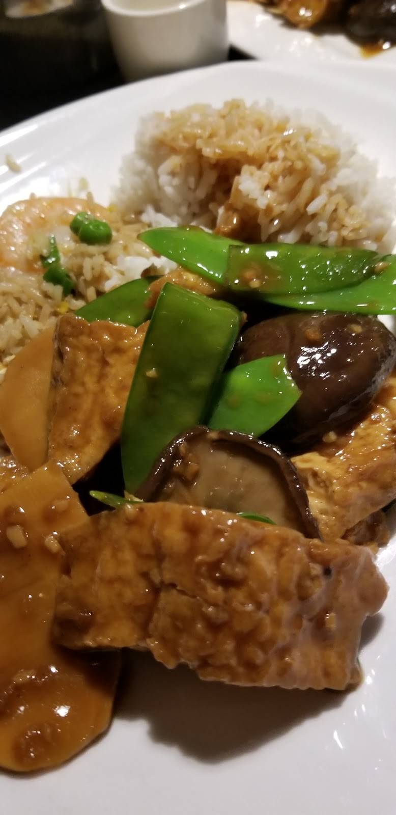 Red Ginger China Bistro | restaurant | 40405 Winchester Rd #101, Temecula, CA 92591, USA | 9512961625 OR +1 951-296-1625