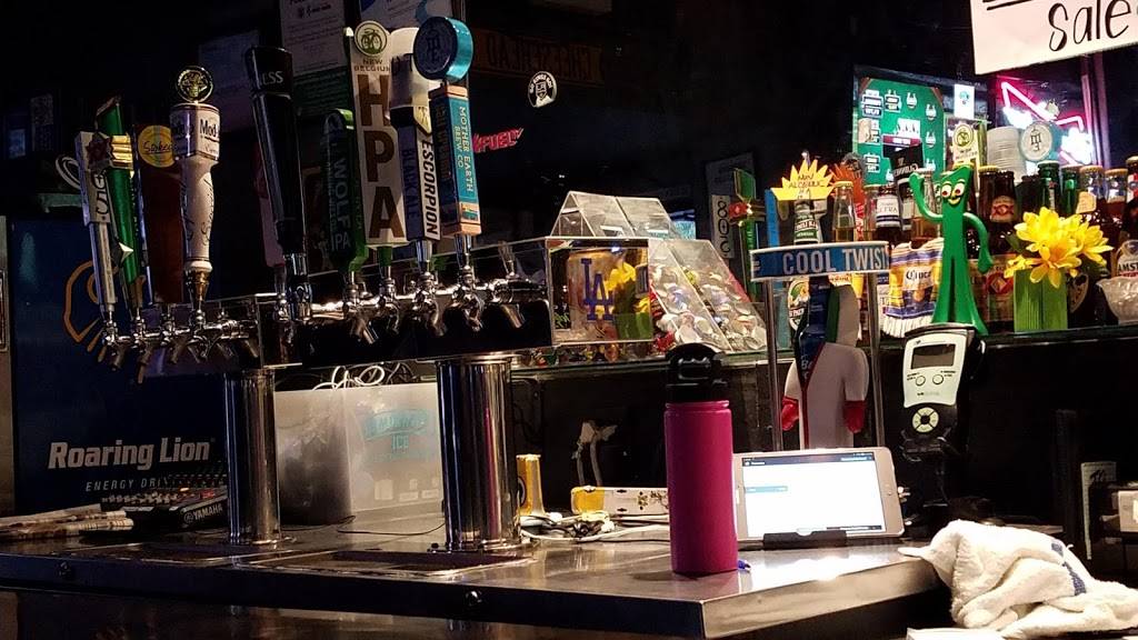 The Park Bar & Grill | restaurant | 2007 W Burbank Blvd, Burbank, CA 91506, USA | 8185576561 OR +1 818-557-6561