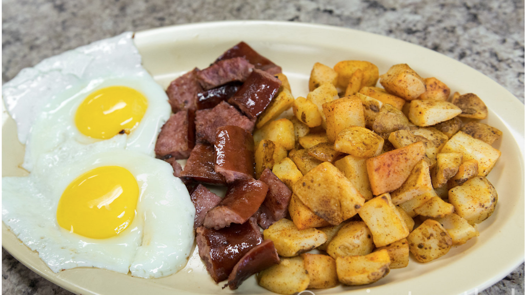 Charlies Kitchen & Grill | restaurant | 4945 S Orange Blossom Trail Ste 4, Orlando, FL 32839, USA | 4072035508 OR +1 407-203-5508