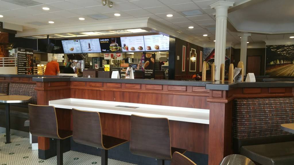 McDonalds | cafe | 111 Fisherville Rd, Concord, NH 03303, USA | 6032262297 OR +1 603-226-2297