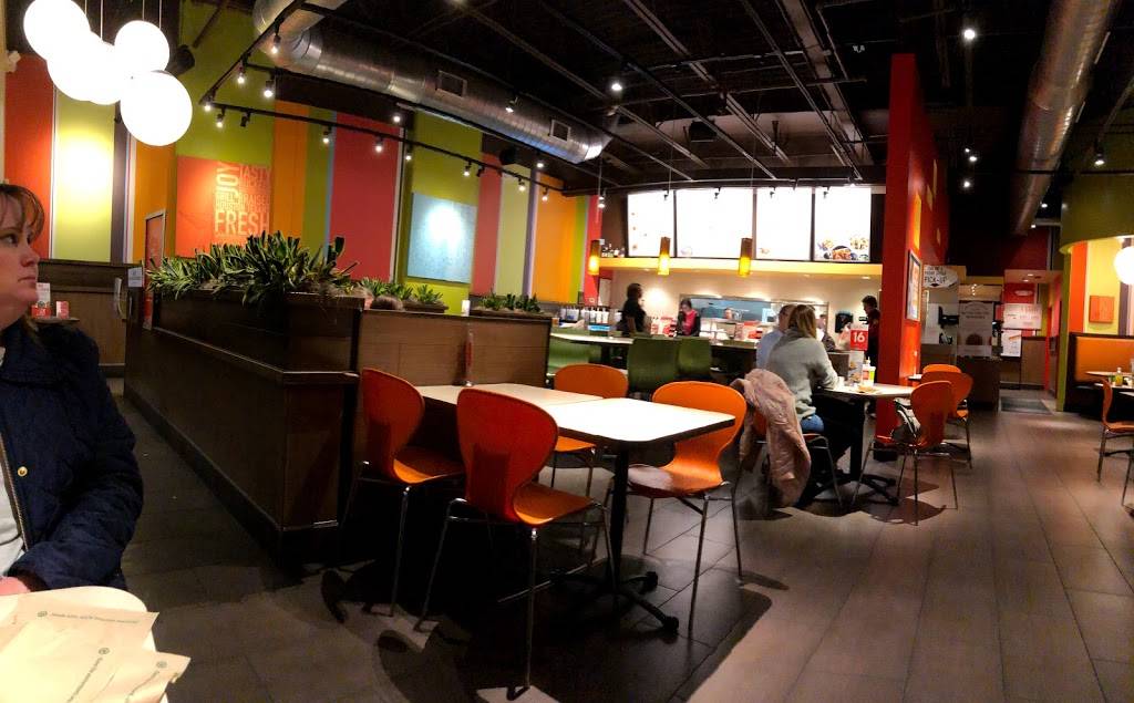 Zoës Kitchen | restaurant | 10850 Louetta Rd Ste 100, Houston, TX 77070, USA | 2812514392 OR +1 281-251-4392