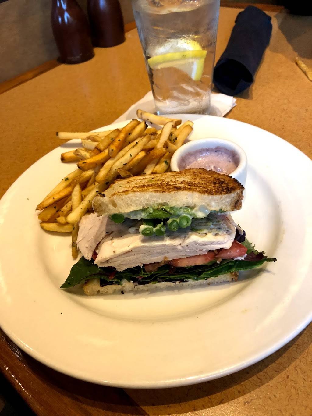 Bazille | restaurant | 8687 N Central Expy, Dallas, TX 75225, USA | 2142313810 OR +1 214-231-3810