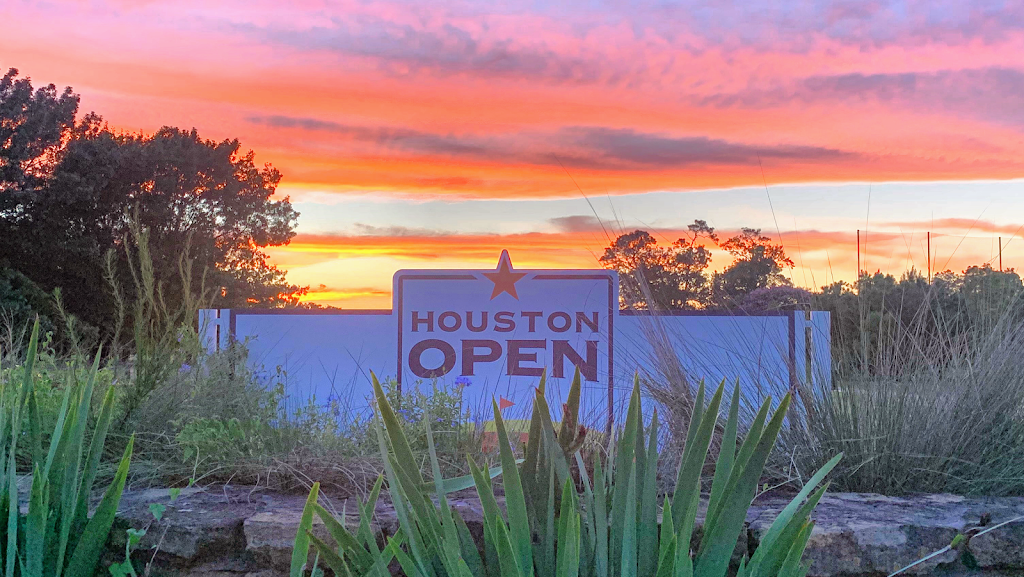 Memorial Park Golf Course and Driving Range | restaurant | 1001 E Memorial Loop Dr, Houston, TX 77007, USA | 8662566688 OR +1 866-256-6688