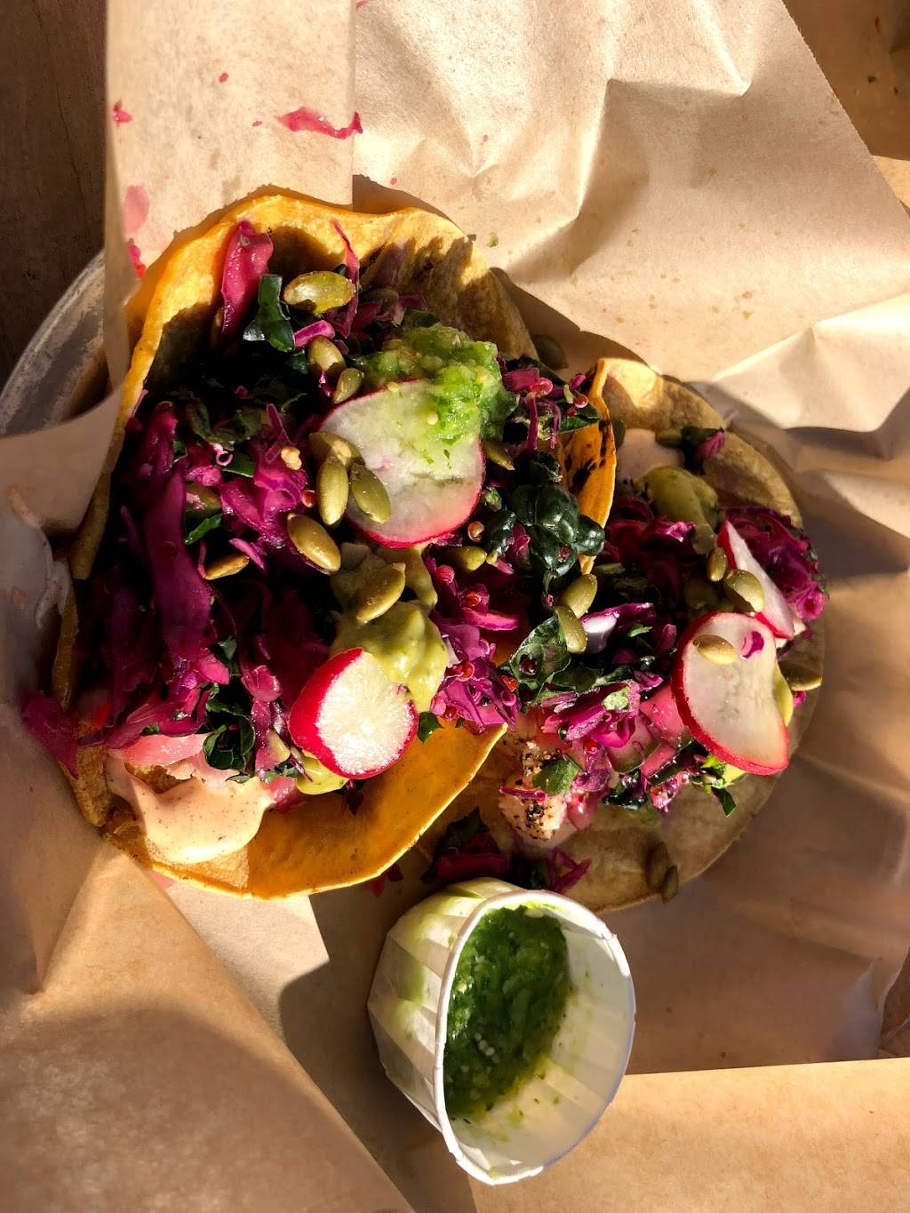 Beach House Fish | restaurant | 668 E Harbor Blvd, Ventura, CA 93001, USA | 8056434783 OR +1 805-643-4783