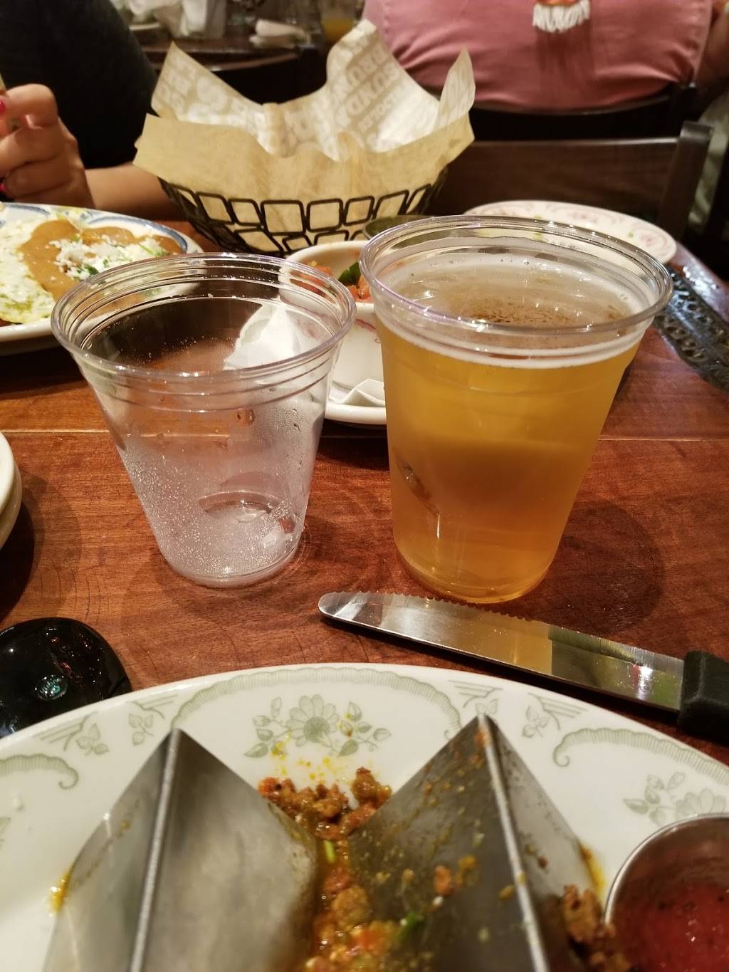 Rocco’s Tacos & Tequila Bar | restaurant | 2223 N Westshore Blvd Suite 203, Tampa, FL 33607, USA | 8138008226 OR +1 813-800-8226