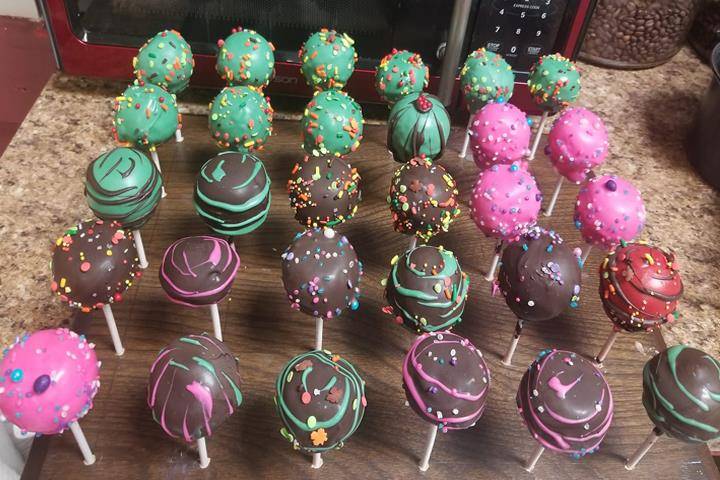 Ashbys | bakery | 1110 N Quincy Ave #10, Ottumwa, IA 52501, USA | 6416821625 OR +1 641-682-1625