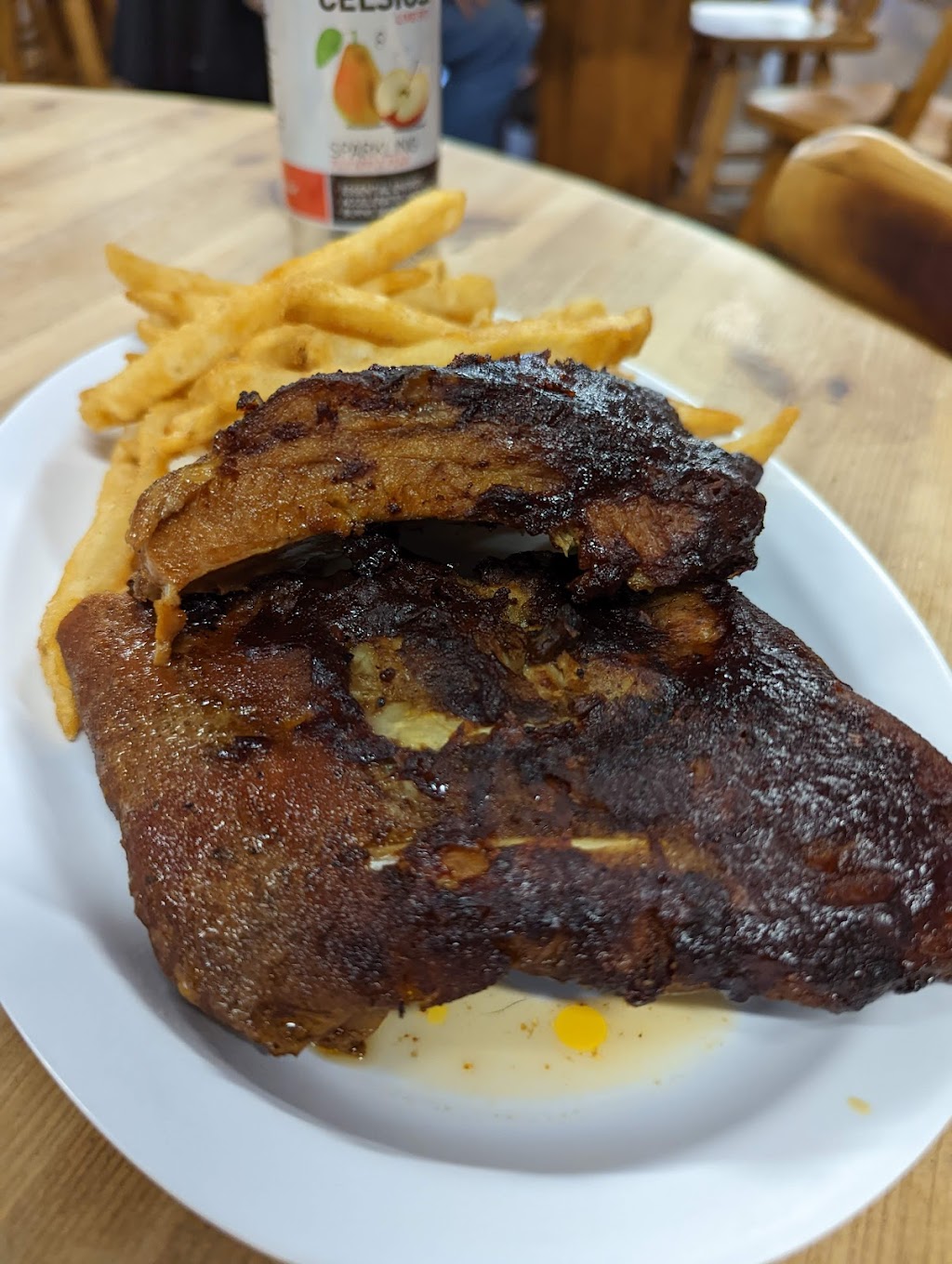 Taylors Sausage Country Store | restaurant | 202 Redwood Hwy, Cave Junction, OR 97523, USA | 5415925358 OR +1 541-592-5358