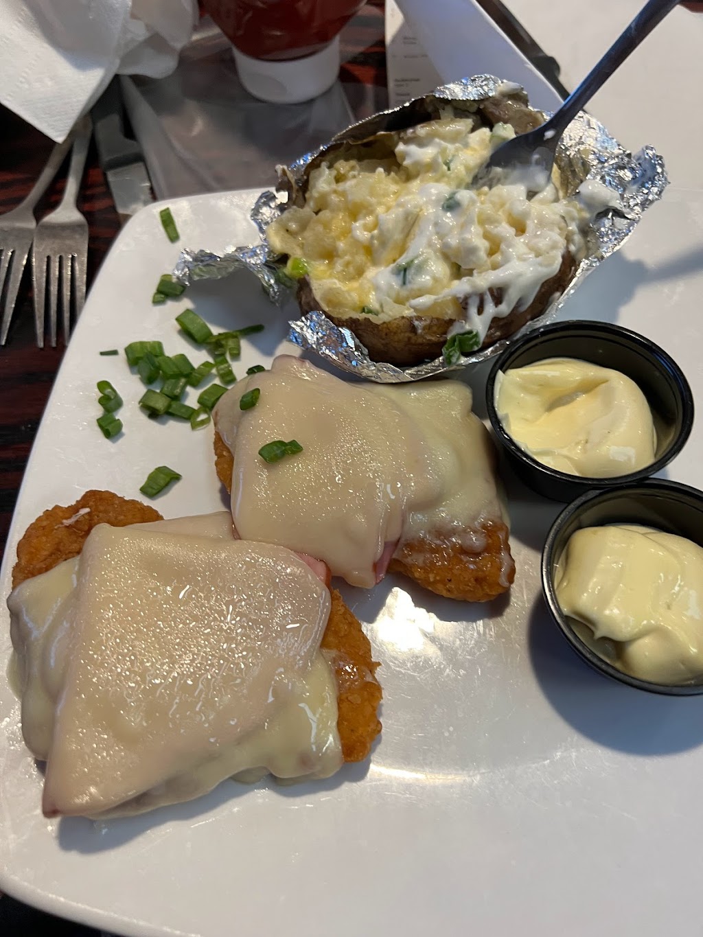 Sizzler - Blythe | restaurant | 1101 W Hobsonway, Blythe, CA 92225, USA | 7609223808 OR +1 760-922-3808