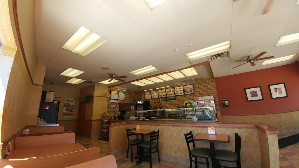 Subway | restaurant | 825 Southdale Rd W Unit #03, London, ON N6P 0C6, Canada | 5196521984 OR +1 519-652-1984