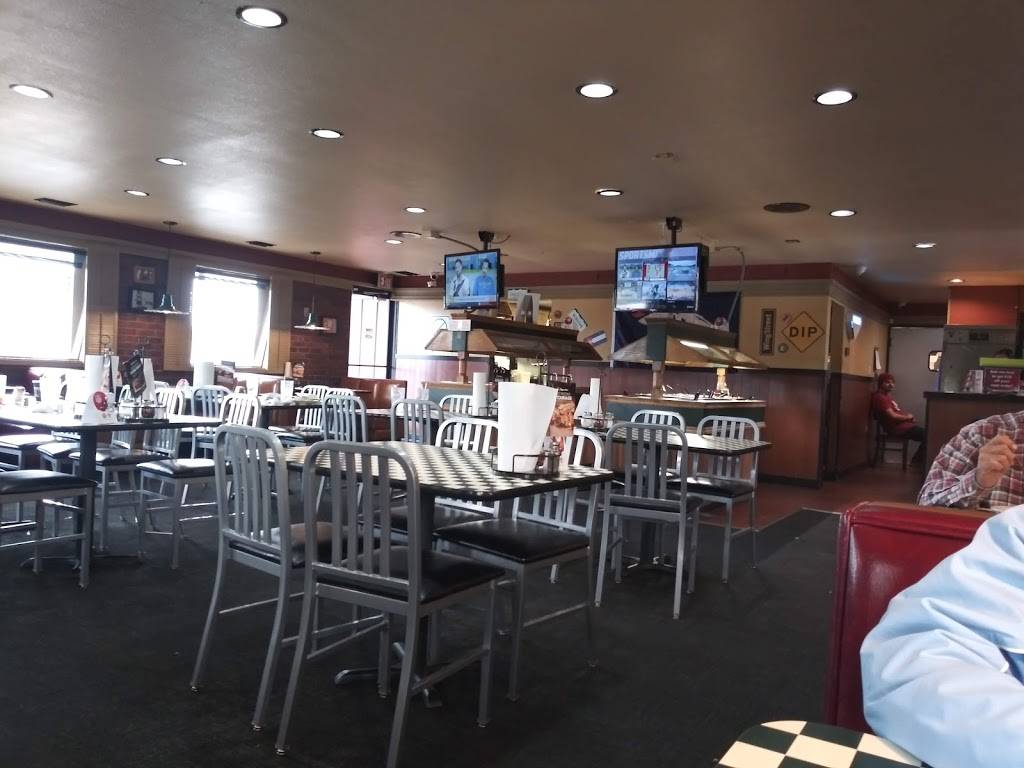 Pizza Hut | meal takeaway | 2439 W 10th St, Greeley, CO 80634, USA | 9703566736 OR +1 970-356-6736