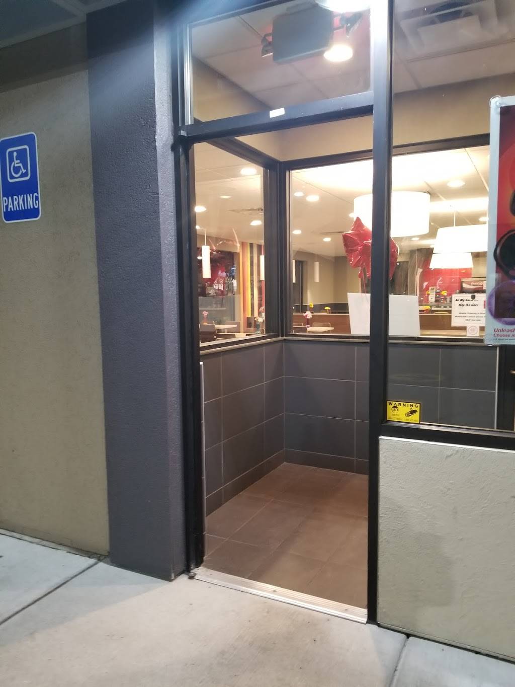 McDonalds | cafe | 31355 Joy Rd, Westland, MI 48185, USA | 7344587975 OR +1 734-458-7975