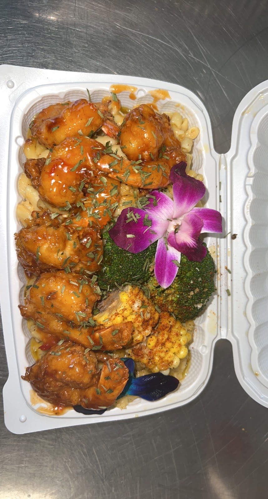 Sweet Hand Coolie | restaurant | 1140 Utica Ave, Brooklyn, NY 11203, USA | 3472487679 OR +1 347-248-7679