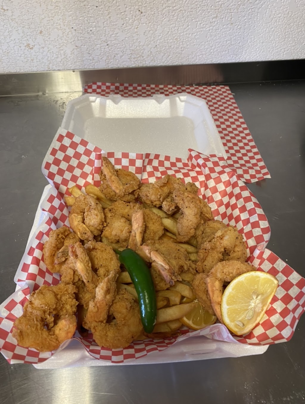 Sammys Family Fish | restaurant | 3602 Baldwin Blvd, Corpus Christi, TX 78405, USA | 3615499618 OR +1 361-549-9618