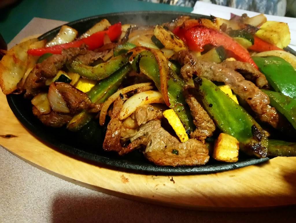 Plaza Garibaldi Authentic Mexican Restaurant Bar and Grill | restaurant | 2675 Dixie Hwy, Waterford Twp, MI 48328, USA | 2484814091 OR +1 248-481-4091