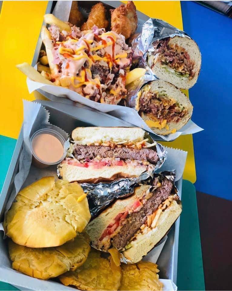 kingpletas | restaurant | 7730 Palm River Rd suite 850, Tampa, FL 33619, USA | 8139655211 OR +1 813-965-5211