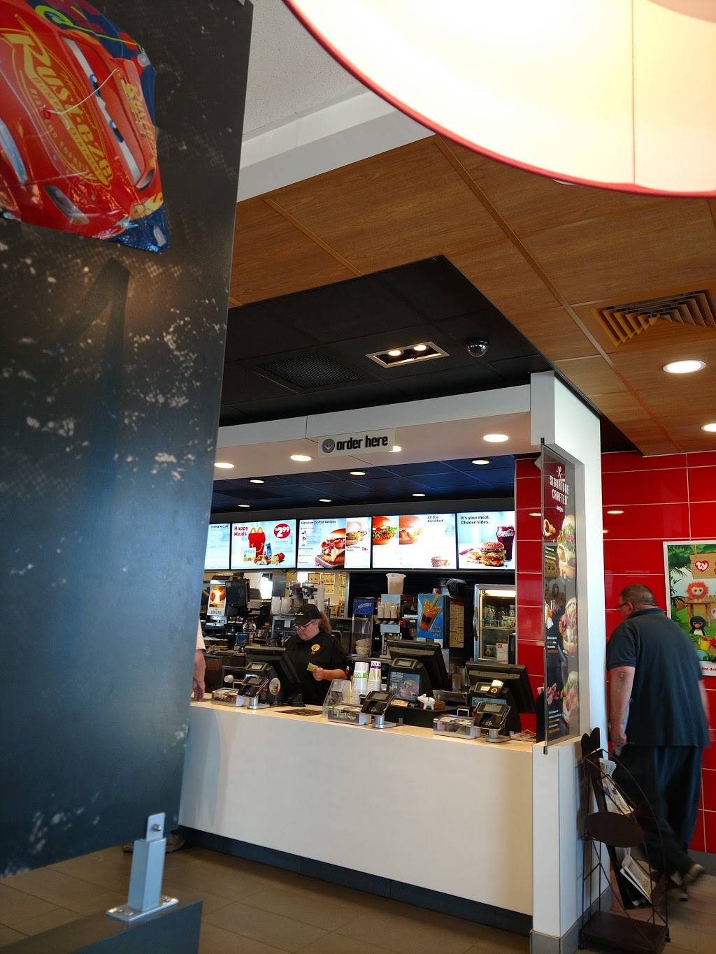 McDonalds | cafe | 100 Integrity Dr, Hebron, OH 43025, USA | 7409280194 OR +1 740-928-0194