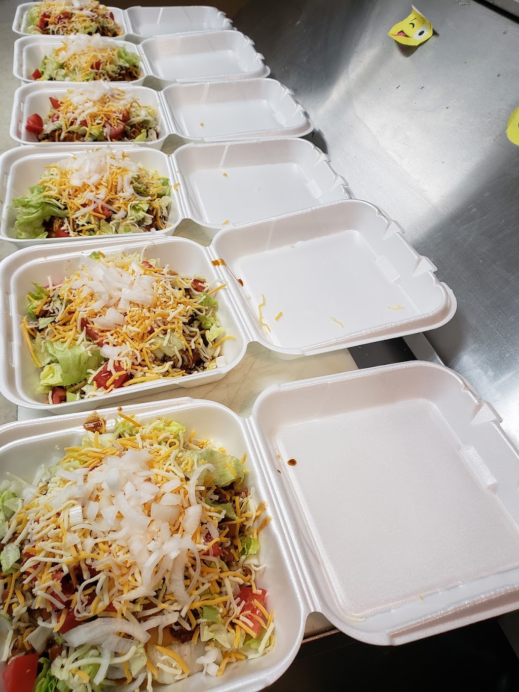 Chets Flippin Burgers | restaurant | 111 5th St, Usk, WA 99180, USA | 5094451294 OR +1 509-445-1294