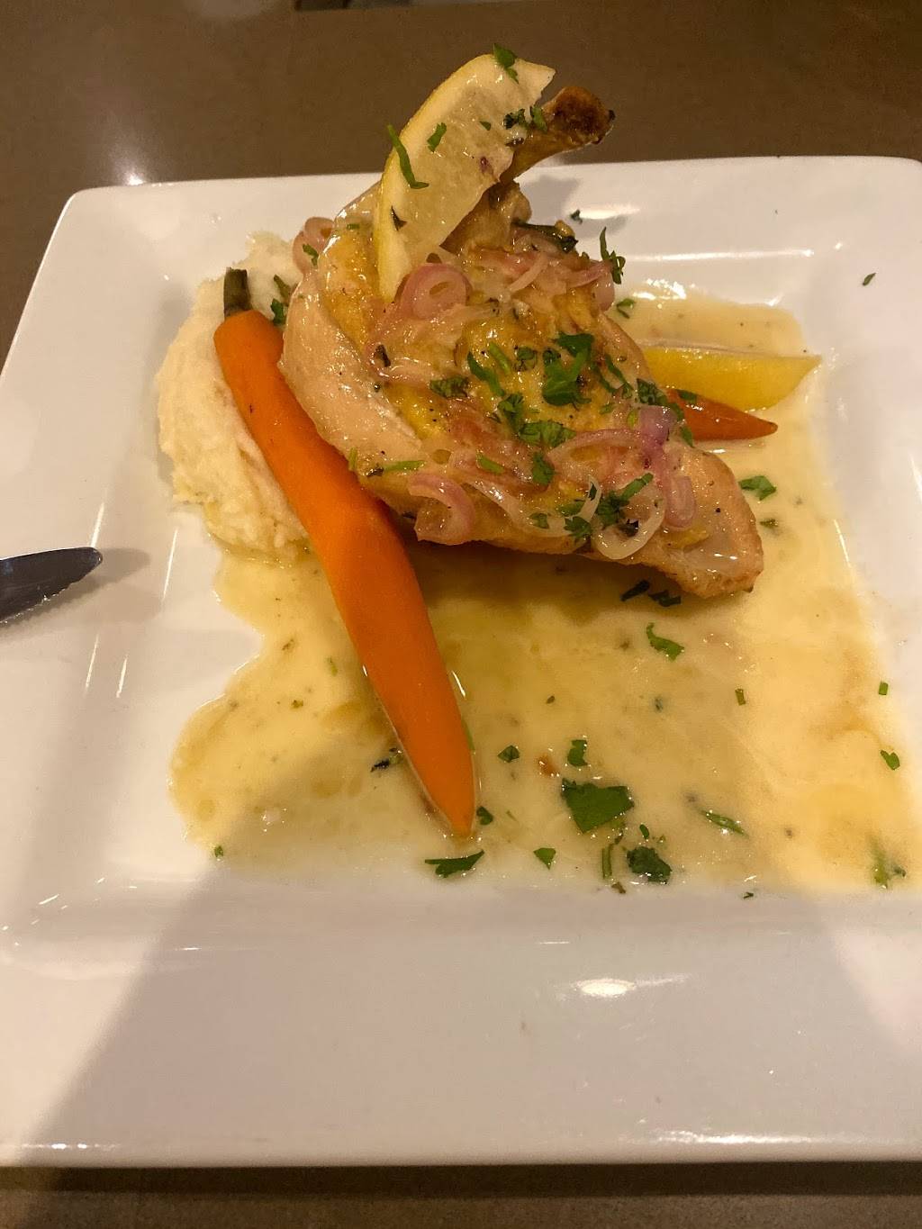 Urban Craft | restaurant | 4400 S Rural Rd, Tempe, AZ 85282, USA | 4808977444 OR +1 480-897-7444