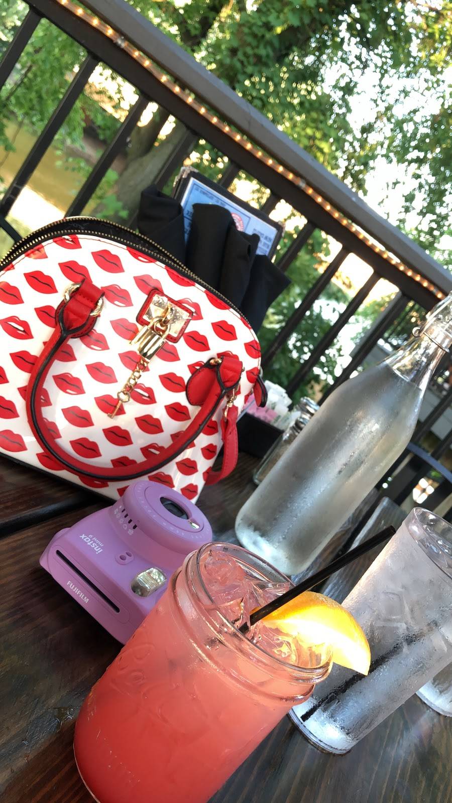 The Deck | restaurant | 305 E Superior St, Fort Wayne, IN 46802, USA | 2604263411 OR +1 260-426-3411