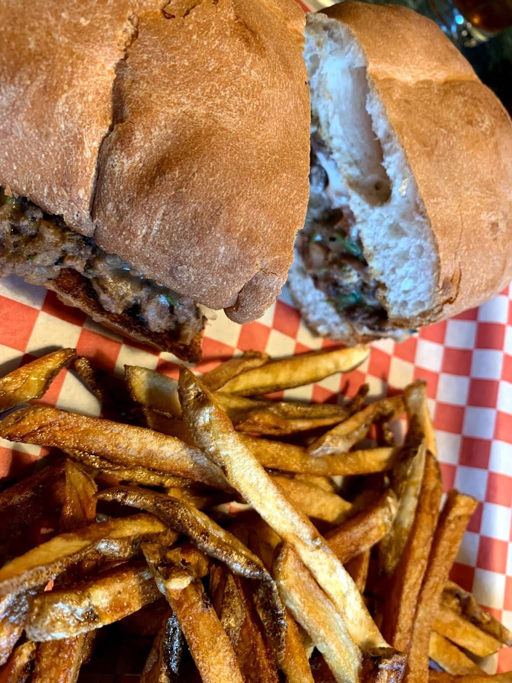 Beaners Mexican BBQ | restaurant | 12020 Maple Ave, Hebron, IL 60034, USA | 8156482555 OR +1 815-648-2555