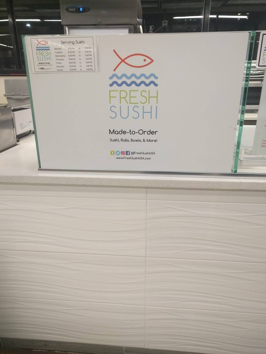 Fresh Sushi | restaurant | 686 Main St, New York, NY 10044, USA | 9146990007 OR +1 914-699-0007