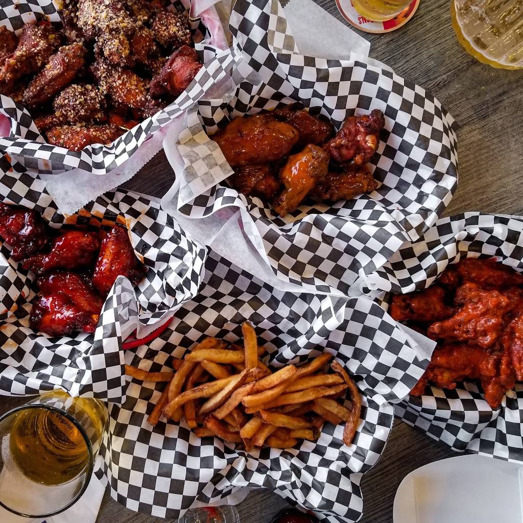 Sabraton Station | restaurant | 1632 Deckers Creek Blvd, Morgantown, WV 26505, USA | 3043814225 OR +1 304-381-4225