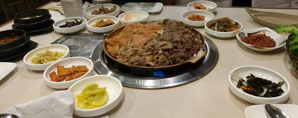 Korean BBQ House | restaurant | 6827 Midlothian Turnpike, Richmond, VA 23225, USA | 8046750511 OR +1 804-675-0511