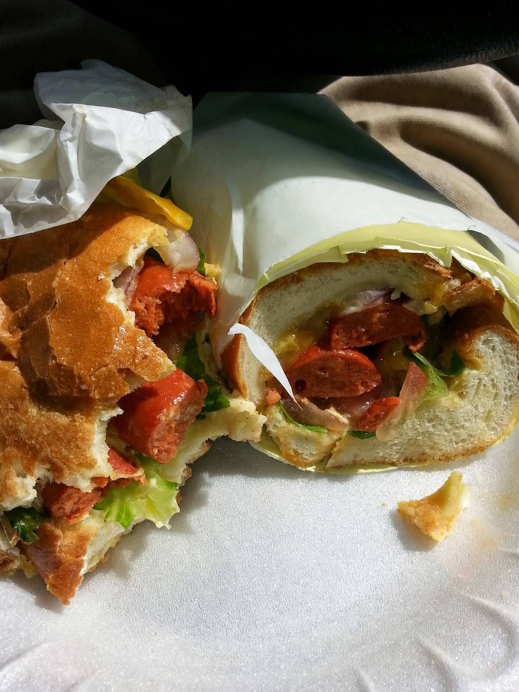 Hot Spot Café & Deli | cafe | 800 Chadbourne Rd #11, Fairfield, CA 94534, USA | 7074210296 OR +1 707-421-0296