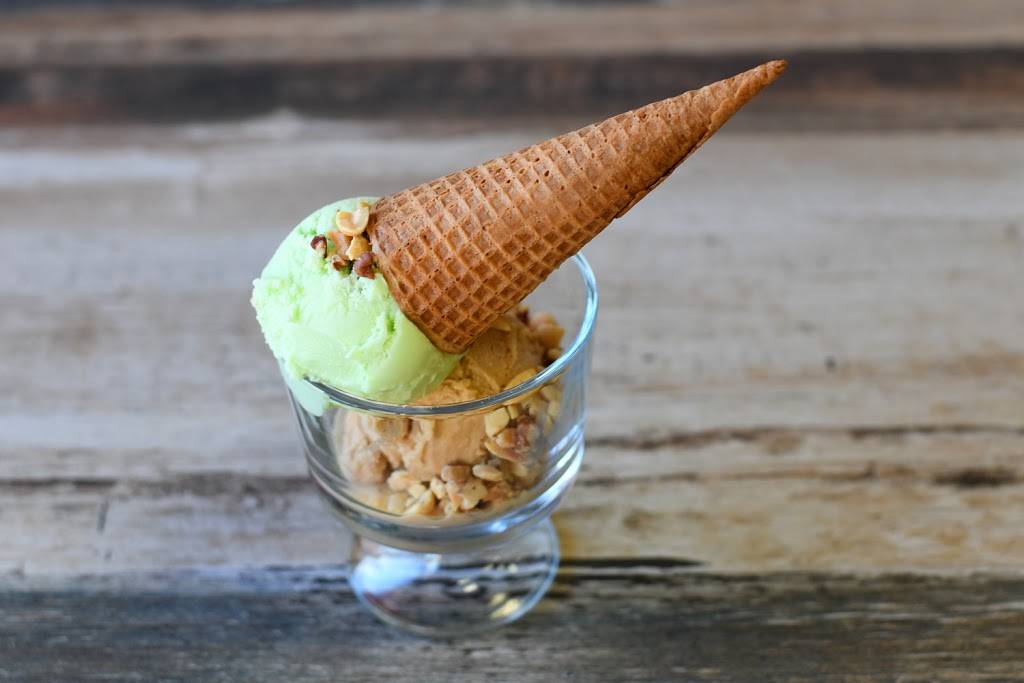 La Cantine | restaurant | 3250 N Tenaya Way #104, Las Vegas, NV 89129, USA | 7027497400 OR +1 702-749-7400