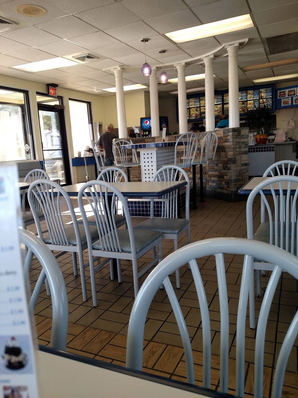 Twin Palmetto | restaurant | 1005 E Rutherford St, Landrum, SC 29356, USA | 8644575008 OR +1 864-457-5008