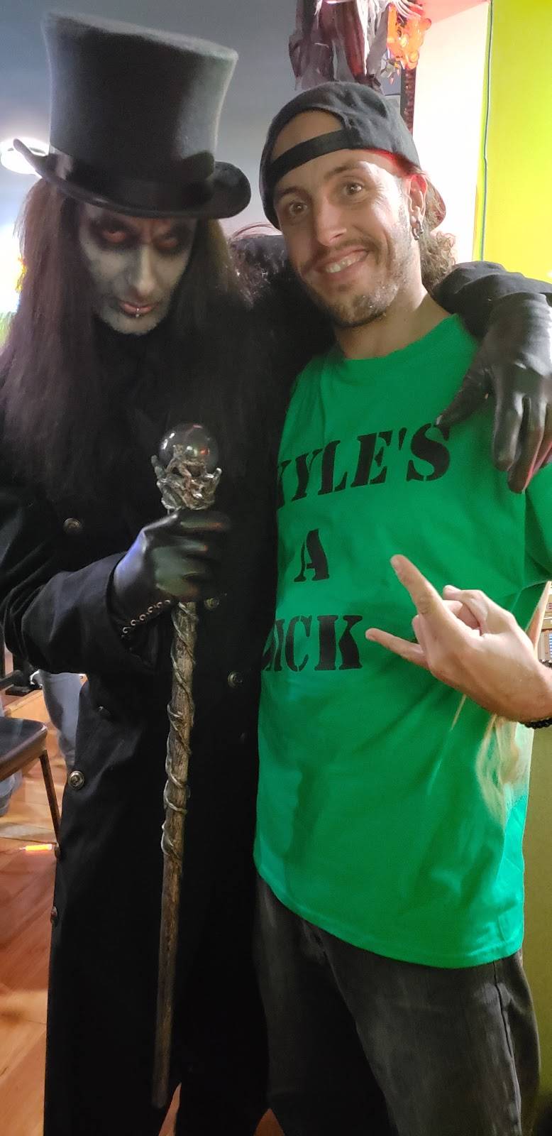 Paddock Sport Bar & Grill | restaurant | 501 W Evelyn Ave, Louisville, KY 40215, USA | 5028903033 OR +1 502-890-3033