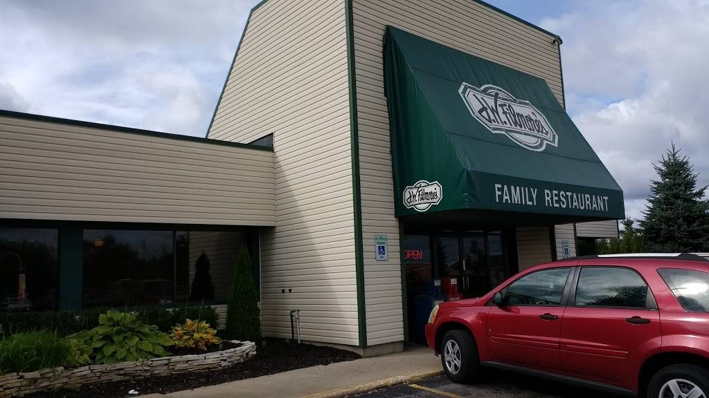 J W Filmores Family Restaurant | restaurant | 906 Spring St, Petoskey, MI 49770, USA | 2313487500 OR +1 231-348-7500