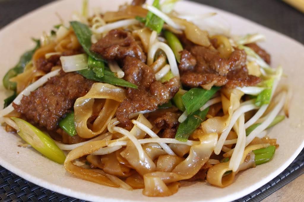 Lucky Chinese Bistro | restaurant | 1040 Grant Rd #100, Mountain View, CA 94040, USA | 6509888998 OR +1 650-988-8998