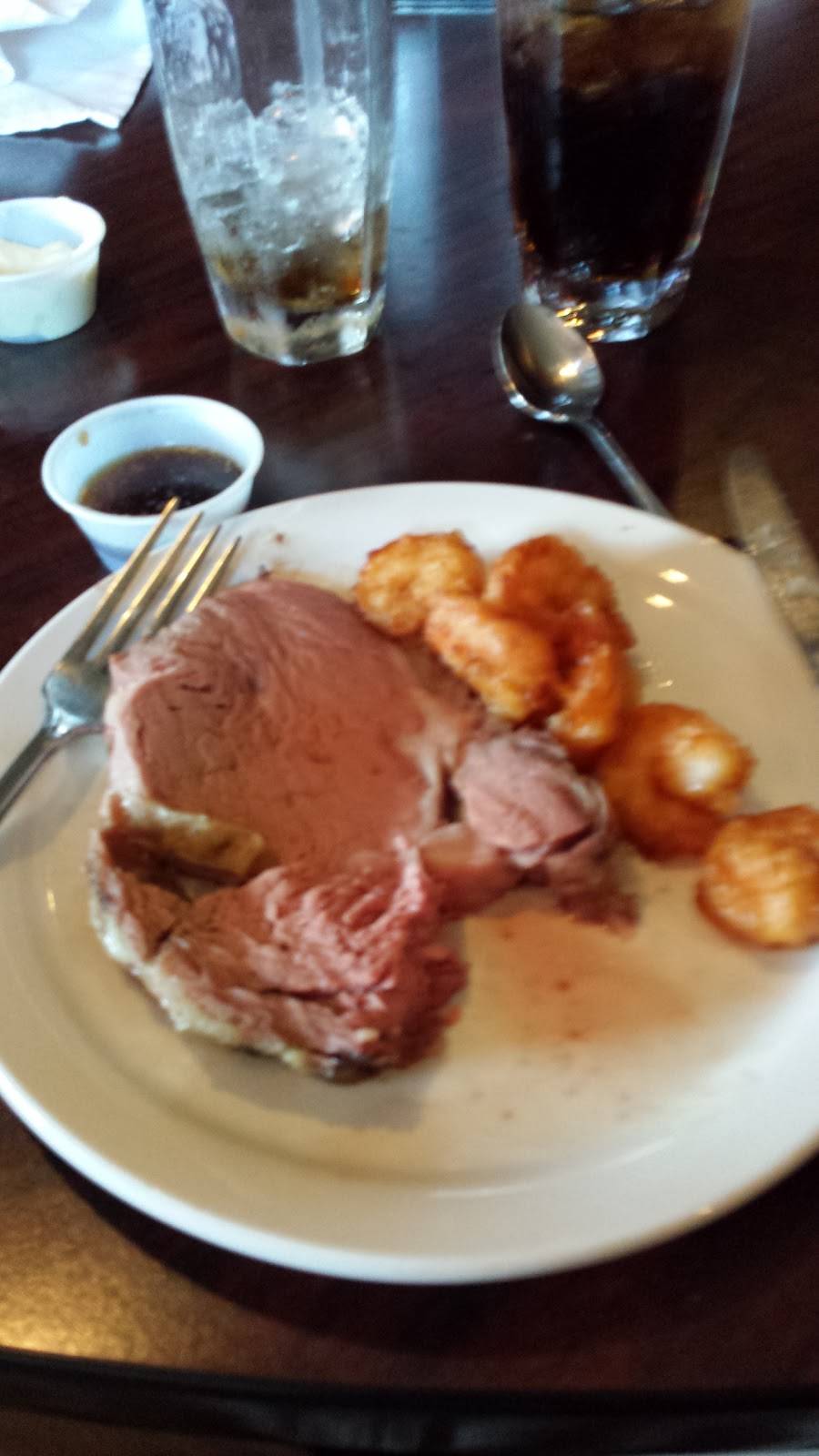 Maxfields Restaurant | restaurant | 11228 N Wyman Rd, Blanchard, MI 49310, USA | 9894275630 OR +1 989-427-5630