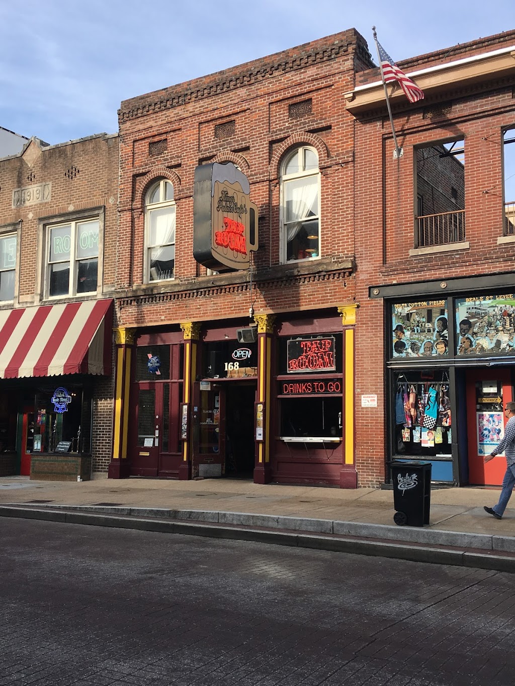 Kings Palace Cafe | cafe | 162 Beale St, Memphis, TN 38103, USA | 9015211851 OR +1 901-521-1851