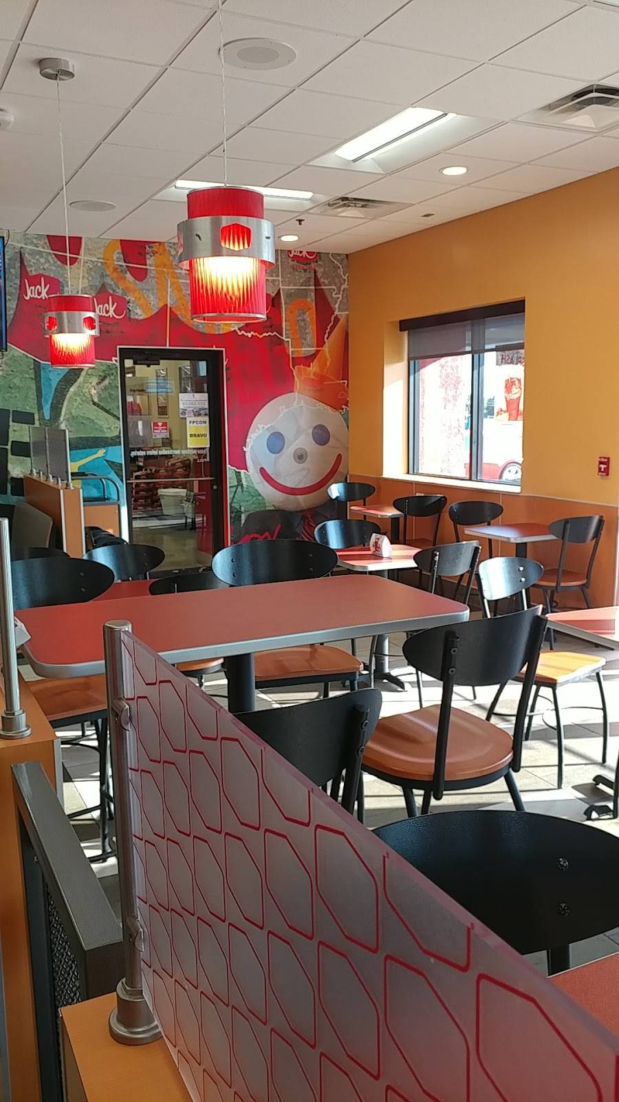 Jack in the Box | restaurant | 325 37th St Bldg 325, Fort Hood, TX 76544, USA | 2542852017 OR +1 254-285-2017