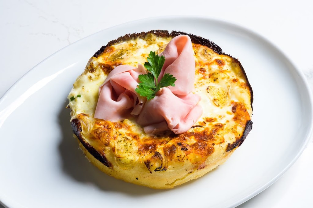 ORO Italian Street Food | restaurant | 4237 Legendary Dr H100, Destin, FL 32541, USA | 8502967229 OR +1 850-296-7229