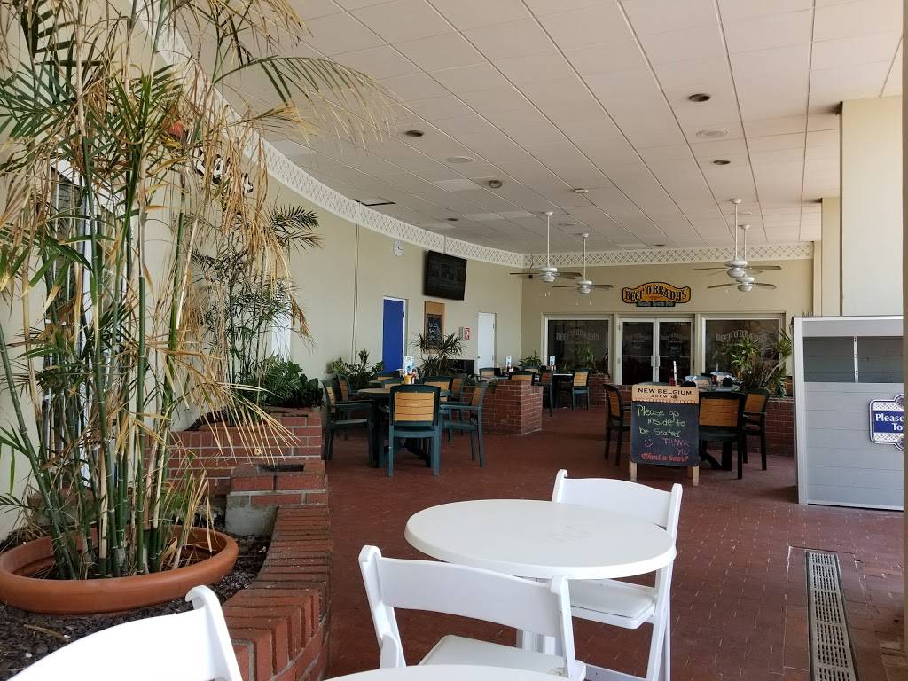 Beef O Bradys | restaurant | 5600 Gulf Blvd, St Pete Beach, FL 33706, USA | 7273632347 OR +1 727-363-2347