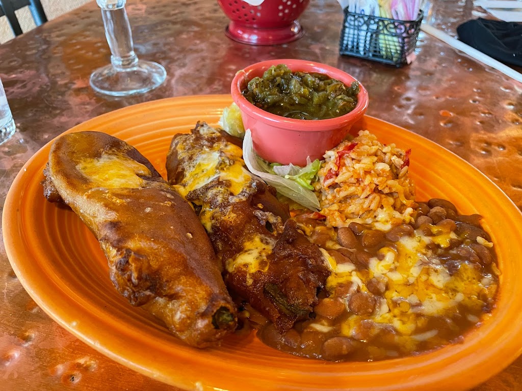 El Brunos Restaurante y Cantina | restaurant | 6453 Main St, Cuba, NM 87013, USA | 5752899429 OR +1 575-289-9429