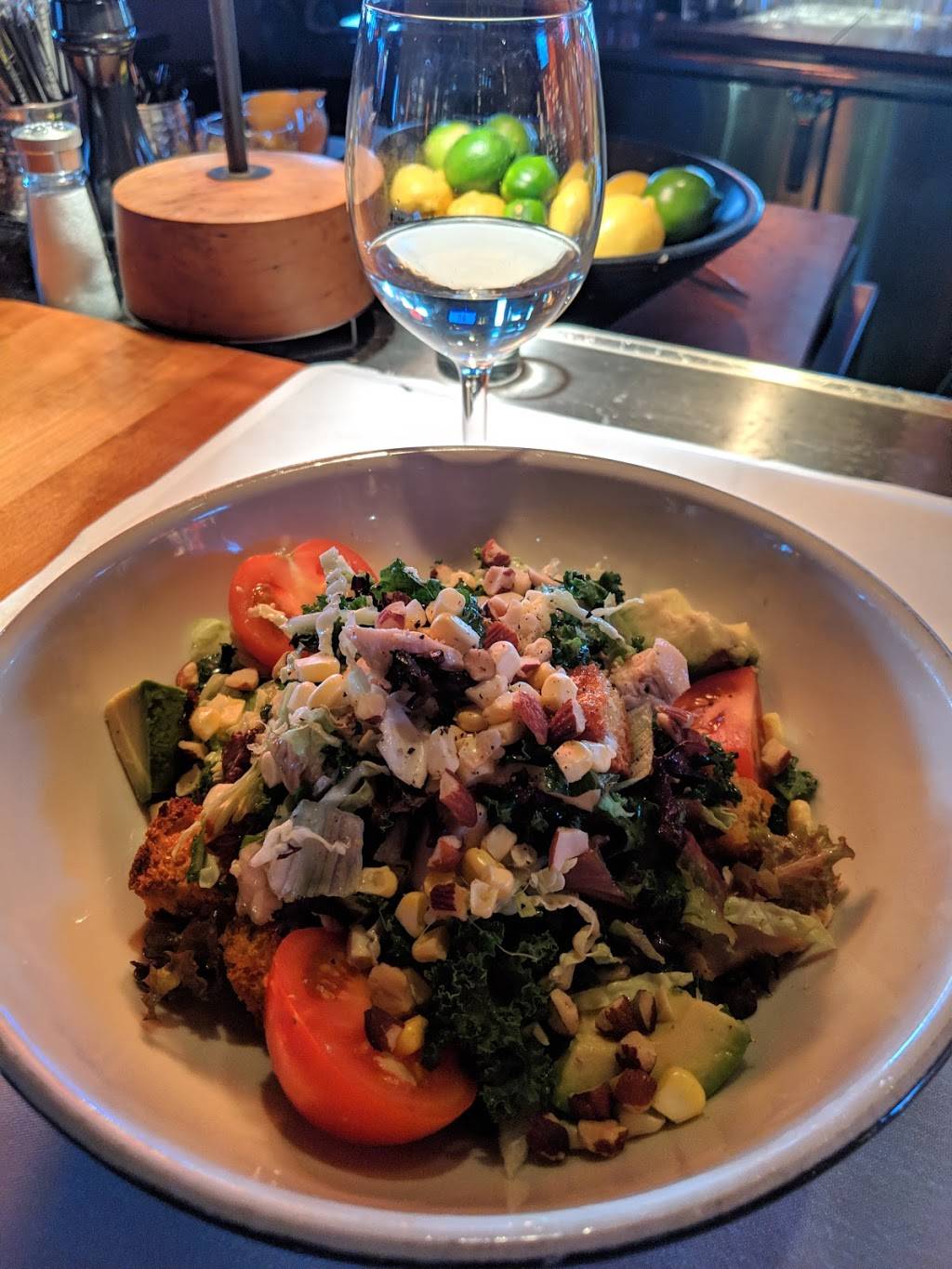 Cherry Creek Grill | restaurant | 184 Steele St, Denver, CO 80206, USA | 3033223524 OR +1 303-322-3524