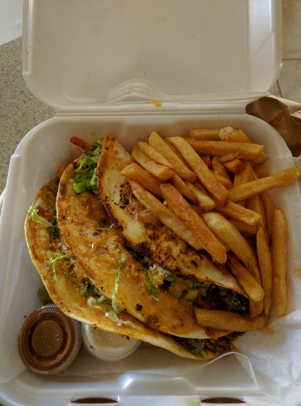 Irie Jerk Hut | restaurant | 3633 Sauk Trail, Richton Park, IL 60471, USA | 7082485056 OR +1 708-248-5056